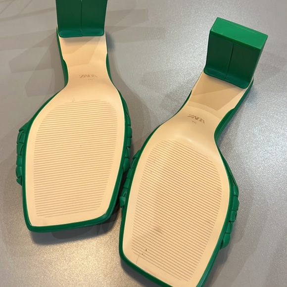 Green braided woven heels - Picture 3 of 4